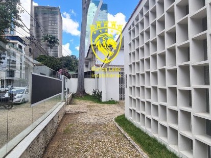 Casa à venda em Belo Horizonte, no bairro Santo Agostinho